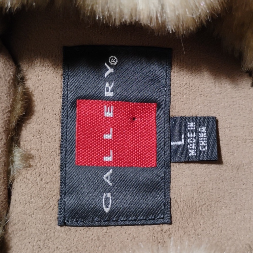 SALE! Gallery Faux Fur & Suede Long Gorgeous Coat Sz.L Never Worn - Picture 6 of 13